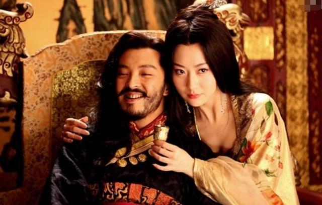 妃子侍寝来了“例假”,无法伺候皇上怎么办?2个办法得以解决