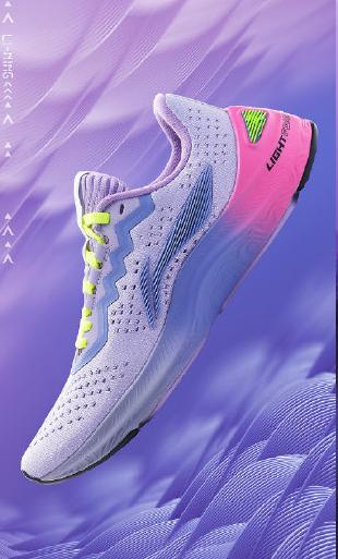 王思聪说李宁是“盗版”？曾经情人变仇人，李宁到底抄了没？