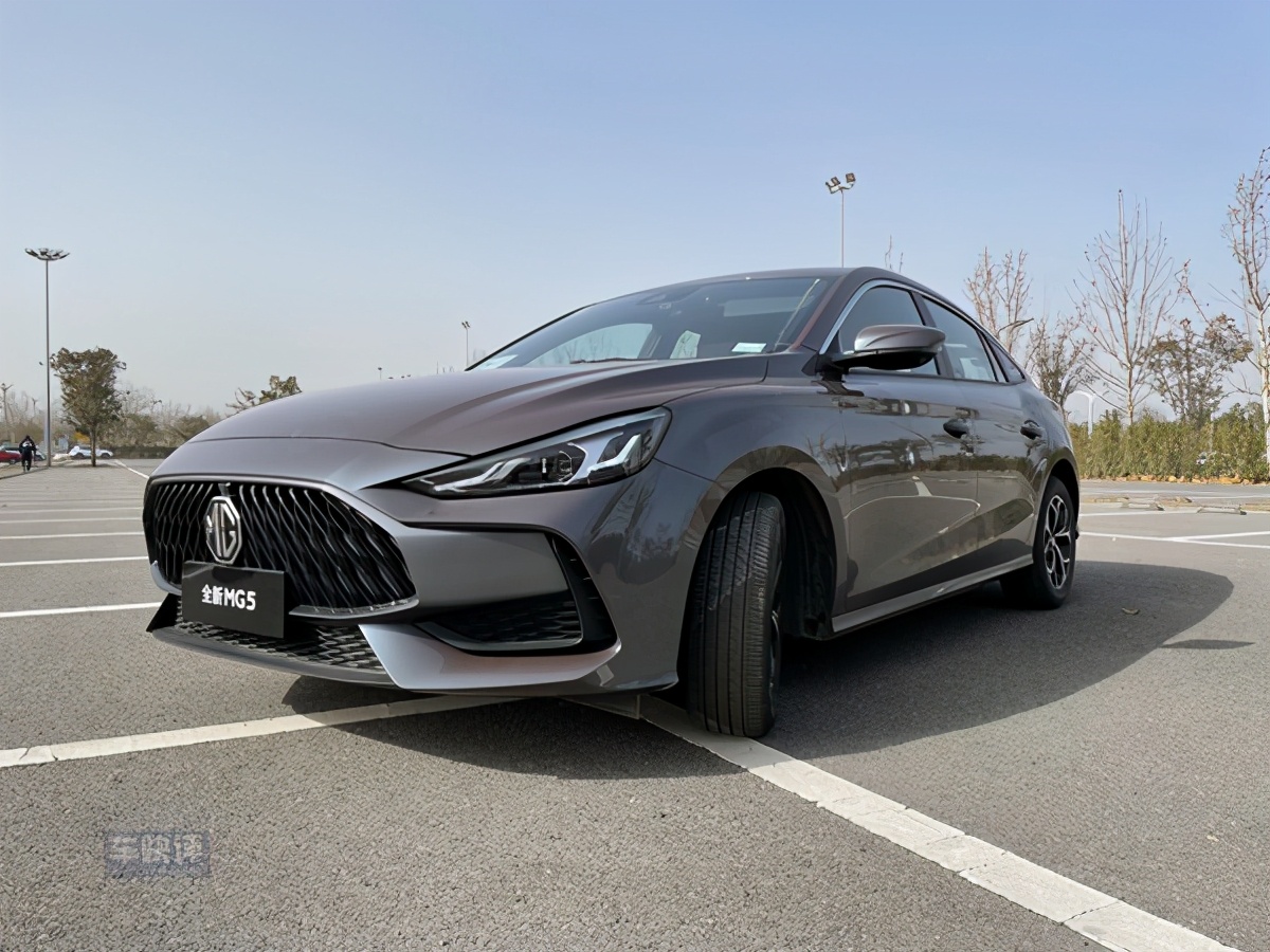 2022名爵mg5试驾灰色,试驾mg52022款