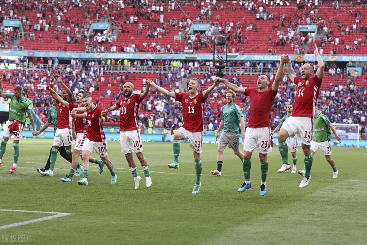 匈牙利爆冷逼平法国,魔鬼主场功不可没!欧洲杯唯一上座率100%的球场多亏了中国疫苗,匈牙利总理带头接种