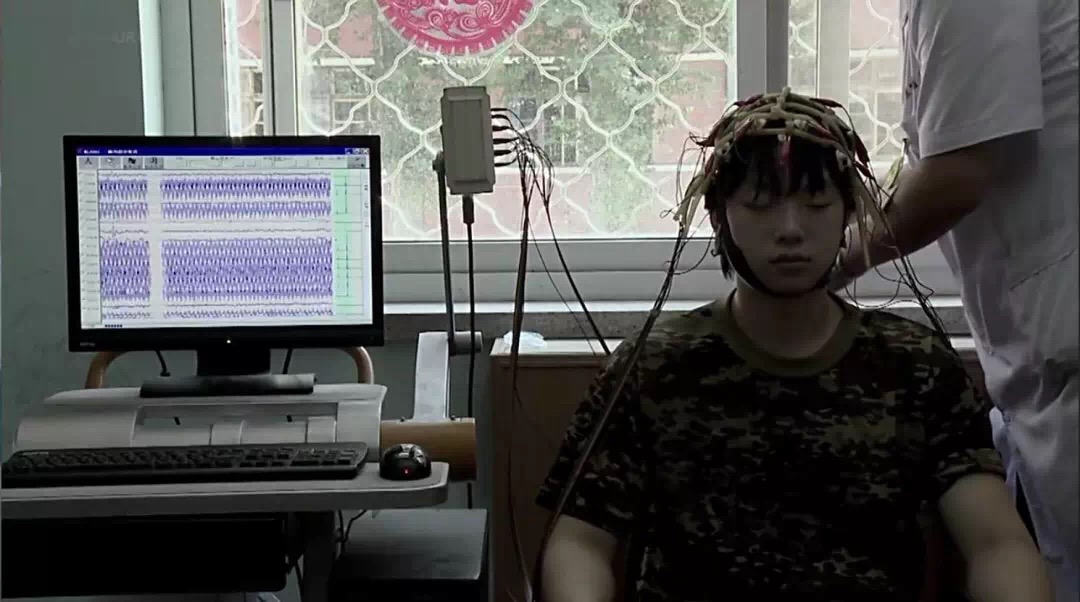 杨永信电击孩子长大后找到杨永信,杨永信电击后的孩子怎么样了