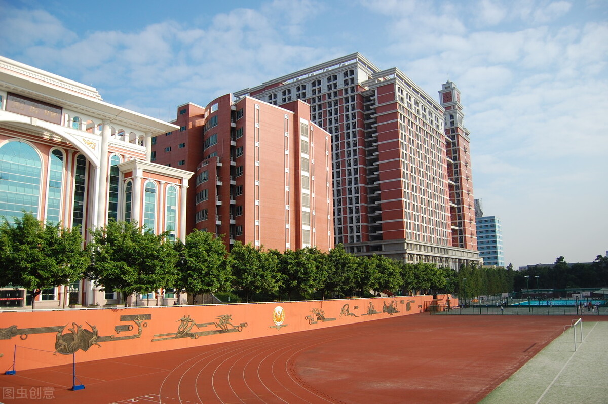 解析护理学专业,专科层次只能做护士,本科层次不仅做护士