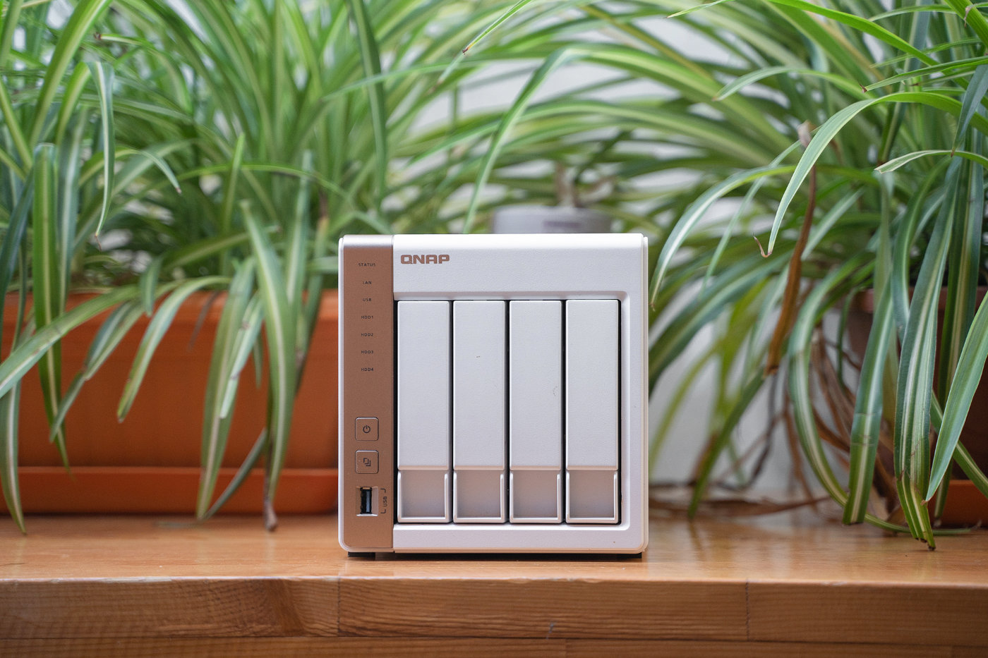 西数240ssd固态蓝盘硬盘评测,2.5寸hdd硬盘和ssd硬盘