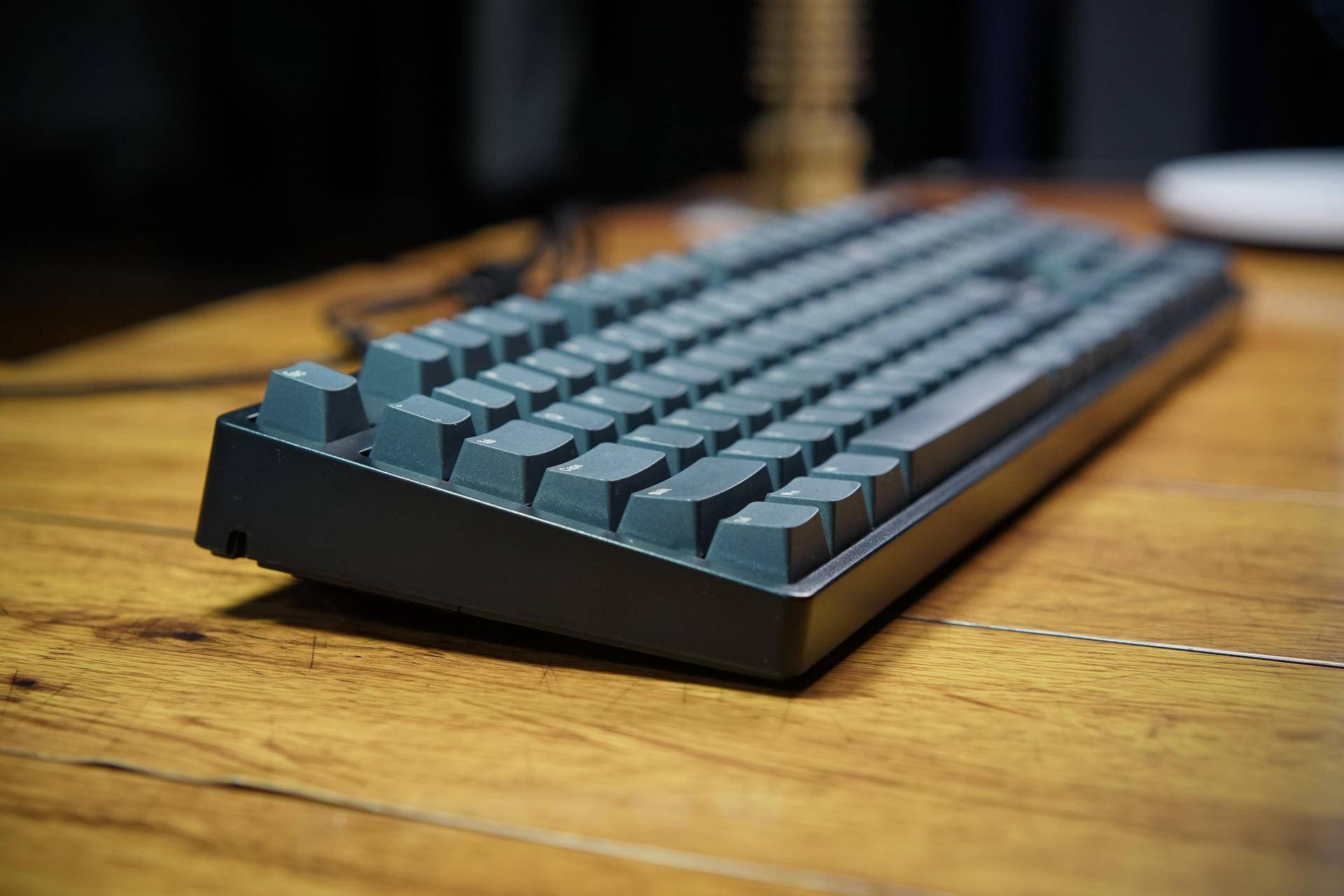 雷柏v860和达尔优a87哪个好用,性价比键盘茶轴推荐