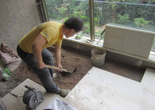 铺设地砖前需要准备买什么,铺地砖的全部流程和注意事项