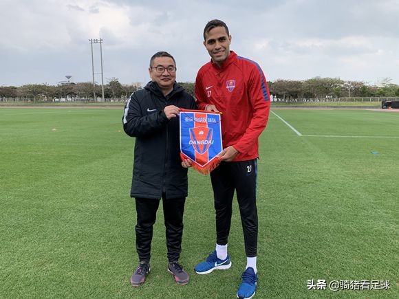 重庆斯威新援叫什么,重庆斯威2019外援