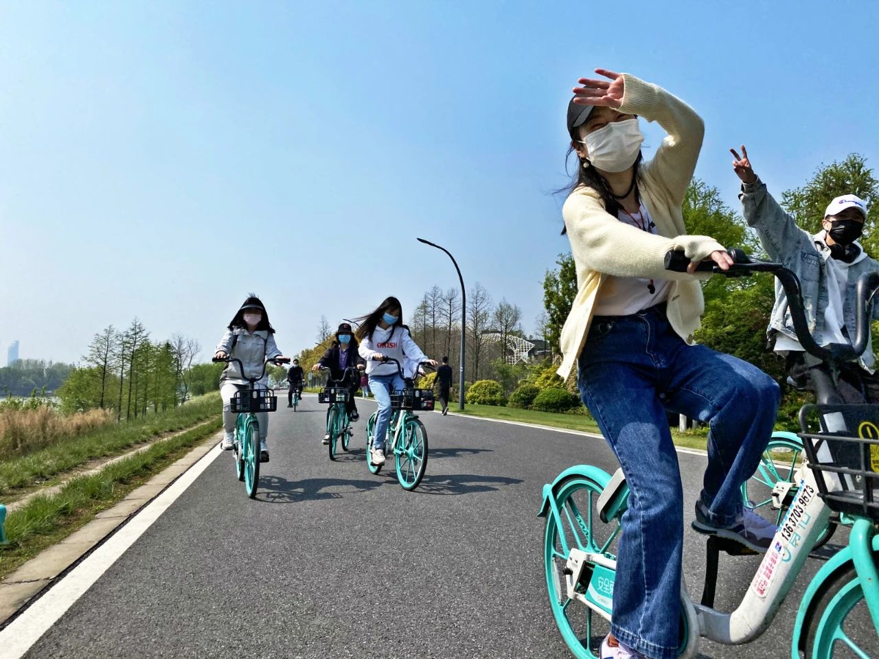 涓庨鍚岃蹇箰鏃犵┓,涓庨鍚岃涓庣窘鍚岃