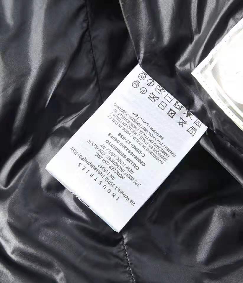 蒙口羽绒服波尔多红复刻,蒙口羽绒服高仿和正品有区别吗