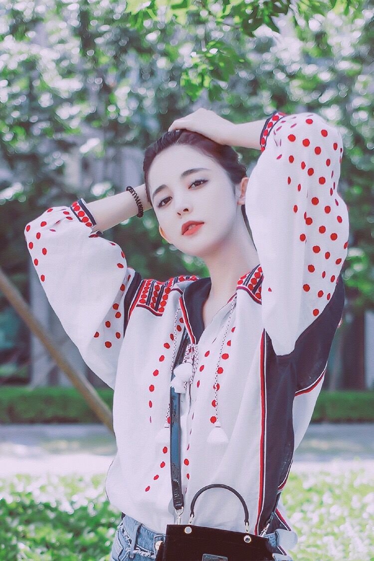 网红脸看多了还是小圆脸耐看,网红脸的脸型都是什么样