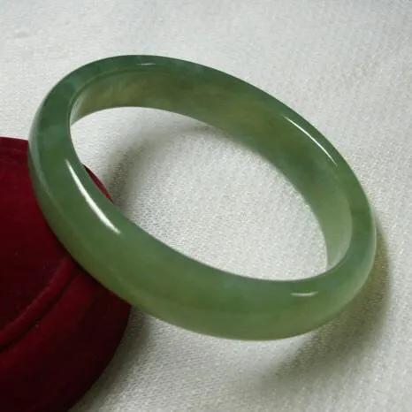 岫岩玉读音,岫岩玉价格