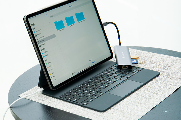 妙控键盘2021款和2020款的区别,妙控键盘开合角度