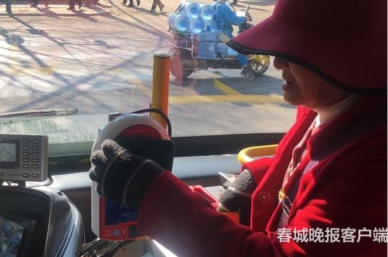 公交更换刷卡机,昆明公交车扫码支付用什么软件