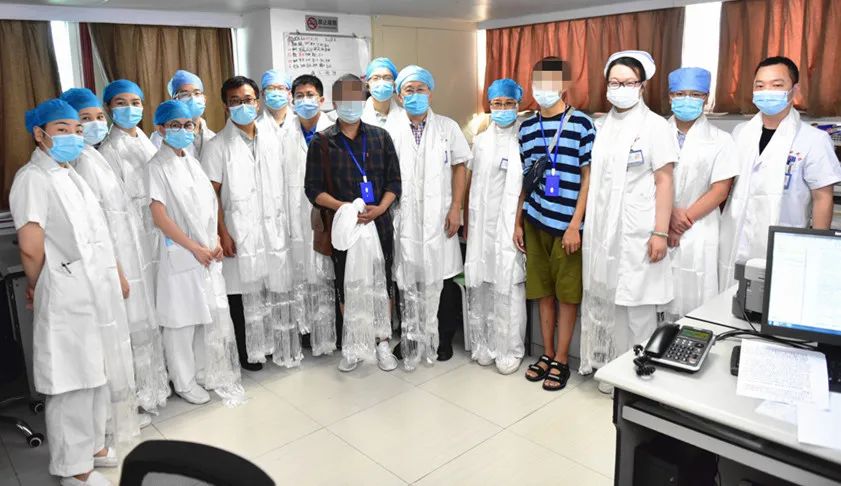 脑袋里长了个四厘米的肿瘤,脑袋里面长了3cm肿瘤