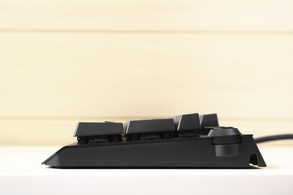 雷蛇黑寡妇蜘蛛标准版键盘怎么样,雷蛇黑寡妇v3键盘87键黄轴怎么样