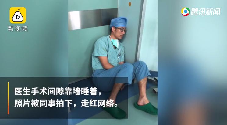 年入90亿,凌晨排队抢不到!史上最丑鞋王,为何突然爆火?