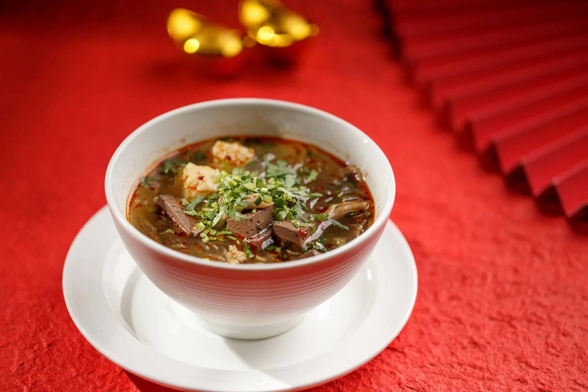 新禧“董”您|府邸私宴悬铃情思