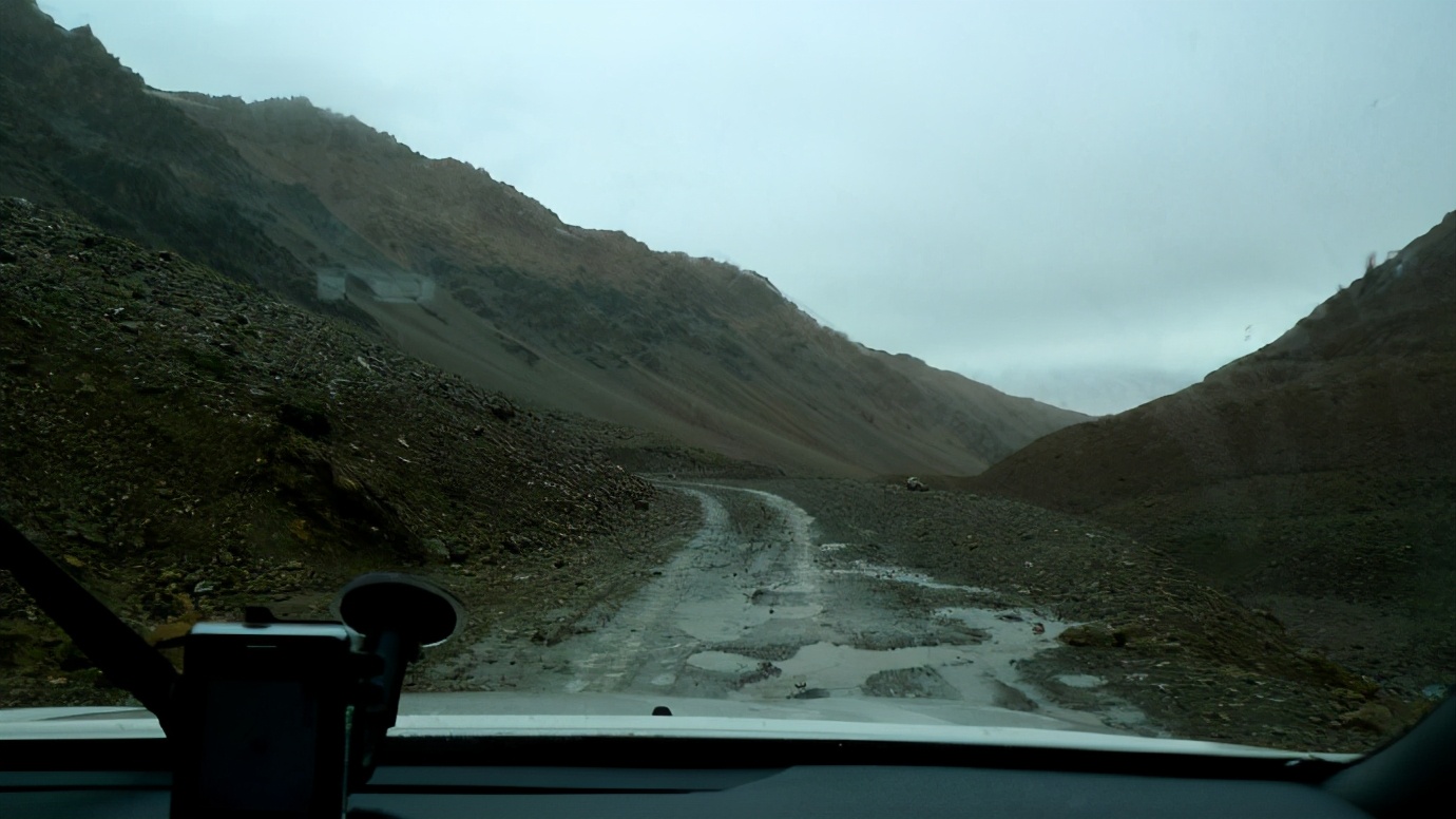 中印边界中段：距新德里不到400公里，中国怎样部署才能占据地利