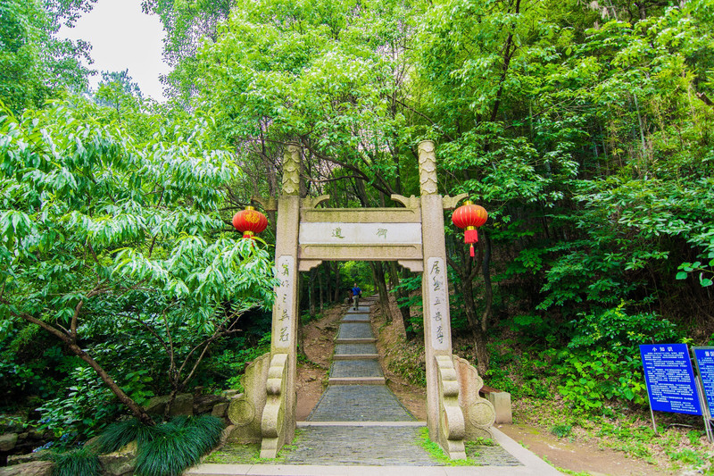 苏州最高山海拔,乾隆在苏州爬过的山