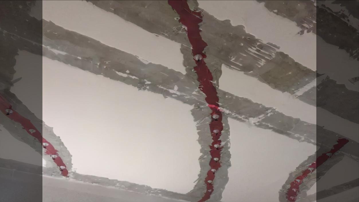 楼面贯穿性裂缝正确修复方案,楼面贯穿裂缝如何处理