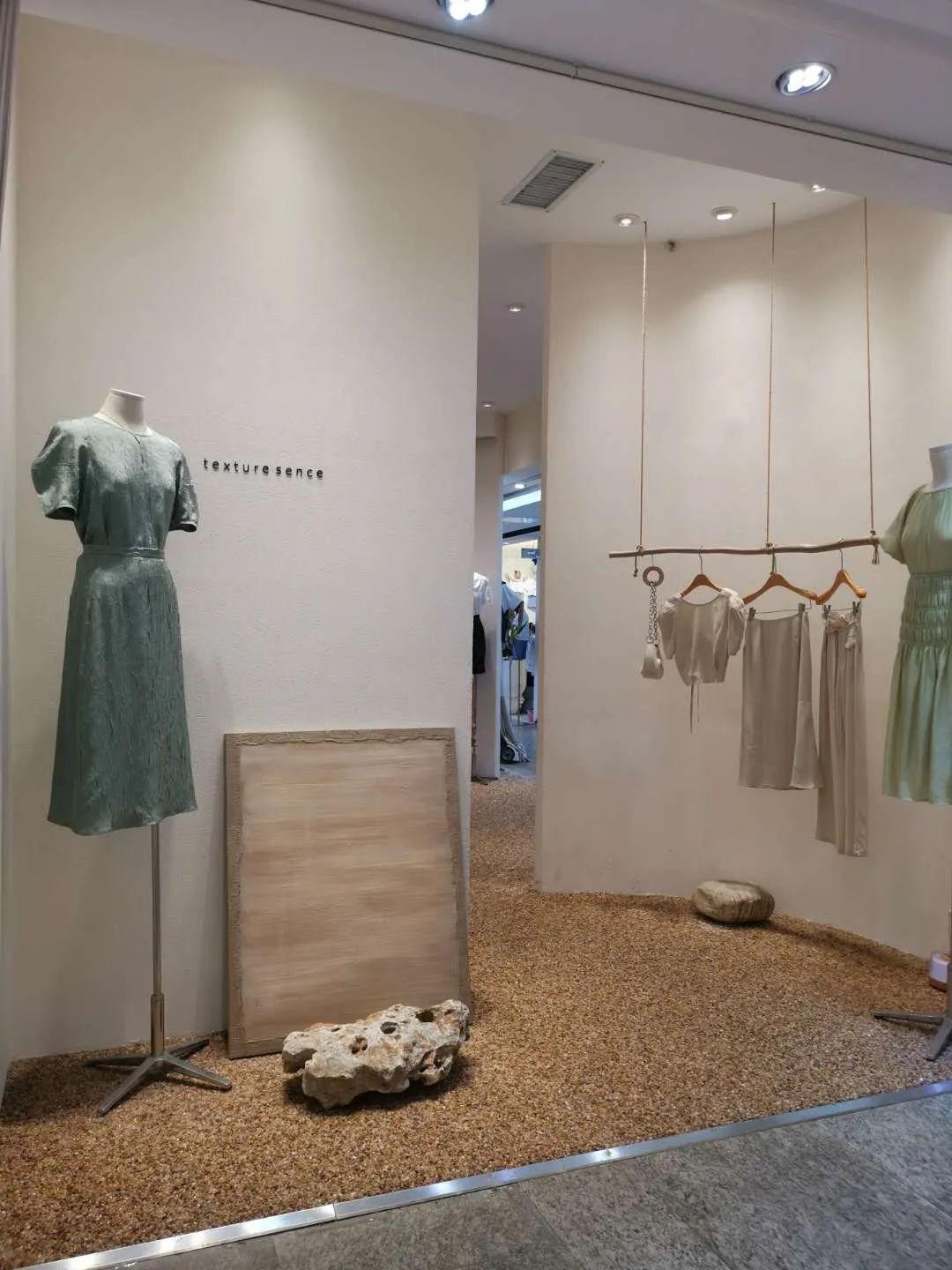 广州最美的服装市场推荐,广州最流行服装批发