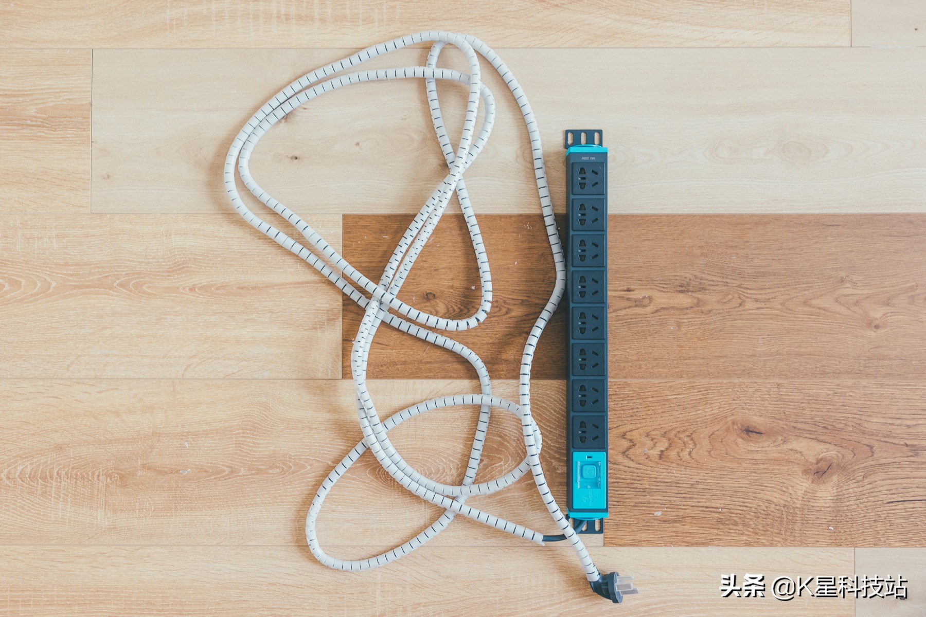 极简主义工作台设计,极简主义工作台