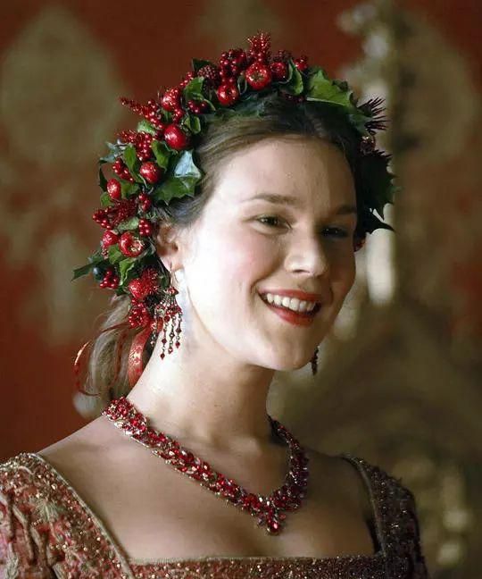 英国15-20世纪大变化女性服装,中世纪绝美服装