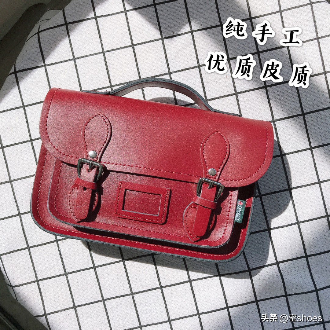 剑桥包类似小众斜挎包,原创小众设计粉色剑桥包