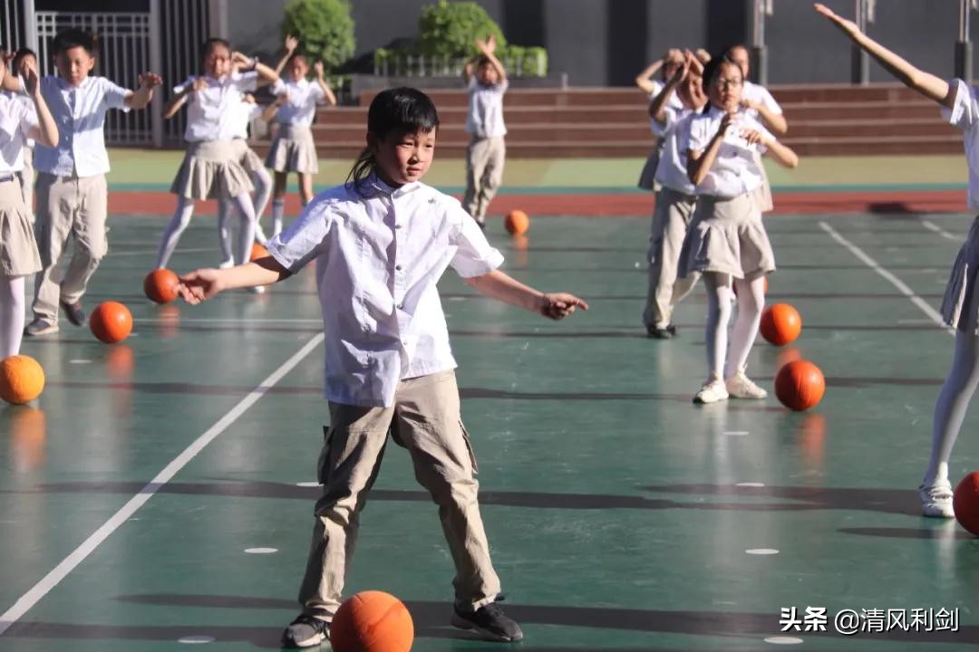 新建学校体育项目,新小学体育课程