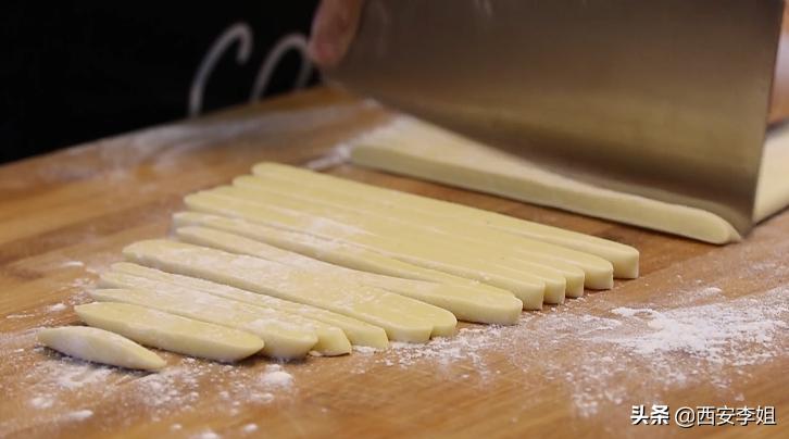 二月二特色食物面蛋,二月二龙抬头龙鳞饼做法