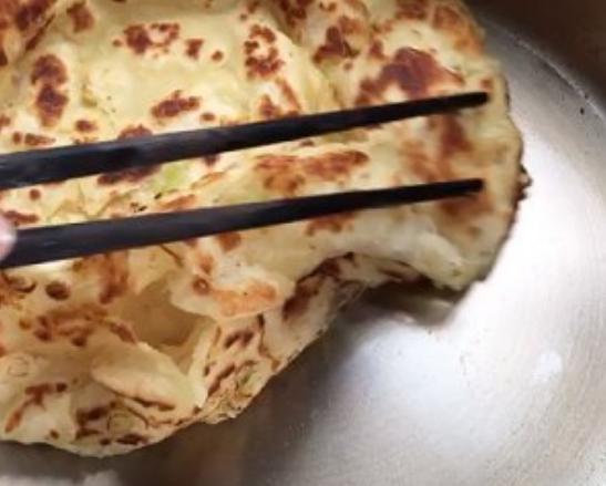 烙饼电饼铛层次比较多,电饼铛烙饼如何保持酥脆