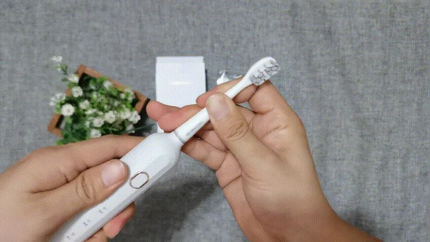 声波护理电动牙刷,超声波牙刷和旋转电动牙刷评测