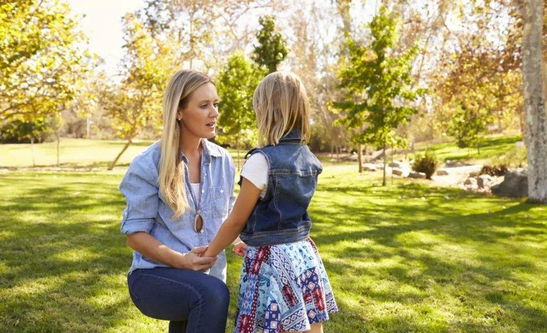 孩子三岁妈妈走了如何教育,你不走妈妈走了的句子