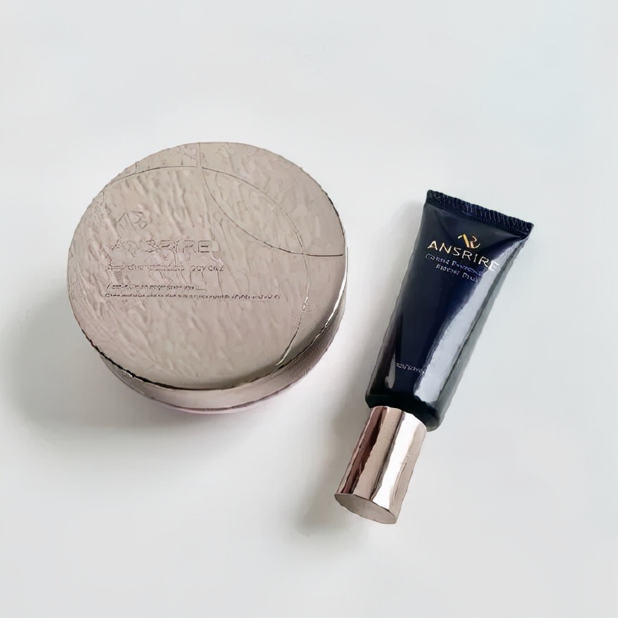 小玛粉底霜哪个色号白,小玛天使亮彩粉底霜