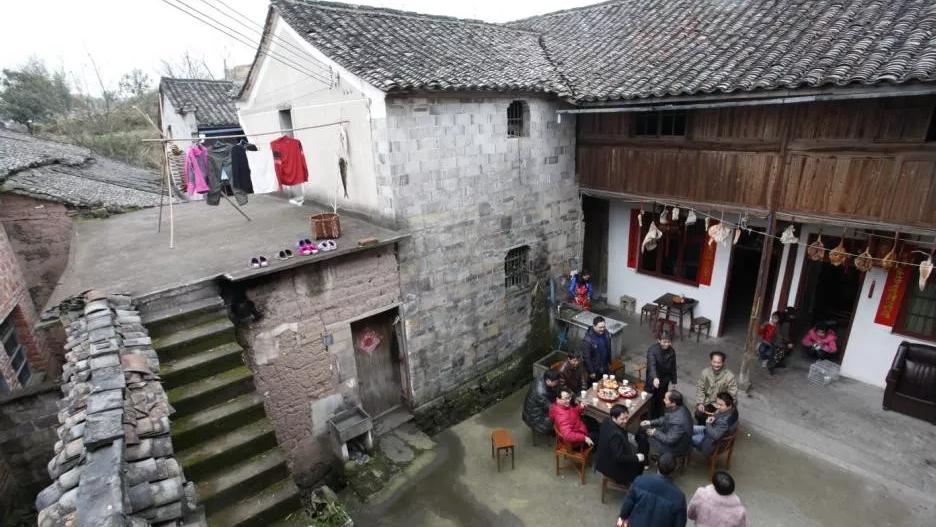 肥城木雕和东阳木雕哪个好,东阳木雕中国最牛的木雕之一