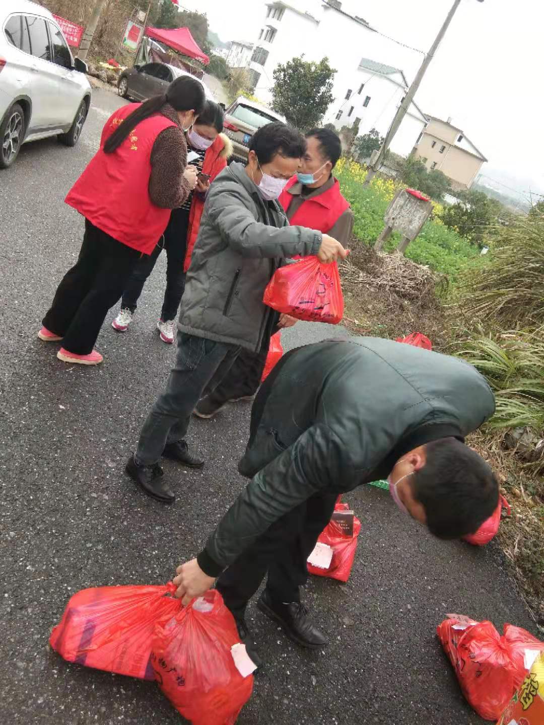 战疫志愿者服务在行动,战疫志愿队