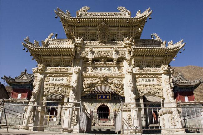 五台山文殊智慧宝塔的来历,五台山菩萨顶108个台阶是什么来历