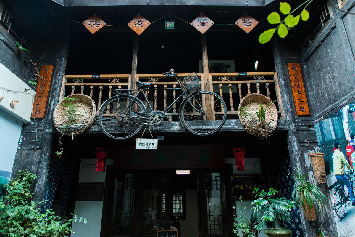 义乌小商品市场全世界最大,义乌是一座闻名世界的小商品之都