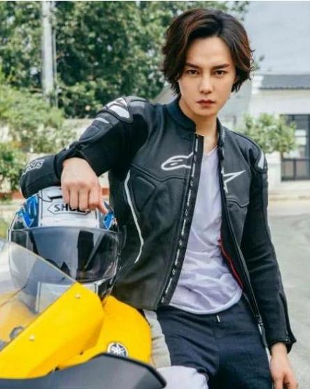 男星发腮发胖,男明星发腮对比