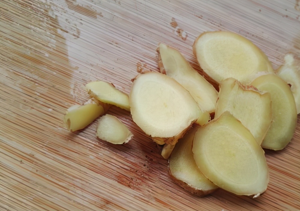 正确的磨刀方法竖磨还是横磨好,磨刀横磨还是竖磨