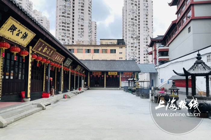 感受闹市中一处静谧之美,感受寺庙那份静谧和肃穆