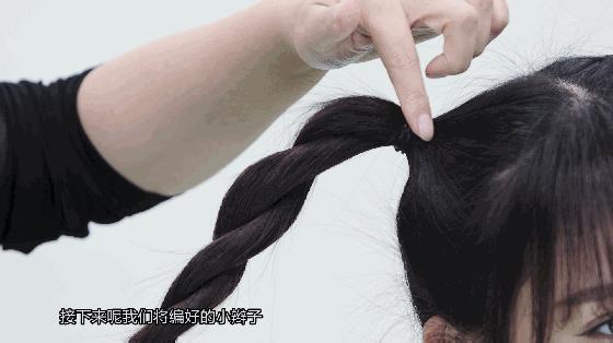 花瓣丸子头学生党蓬松,古风丸子头前额花瓣头饰