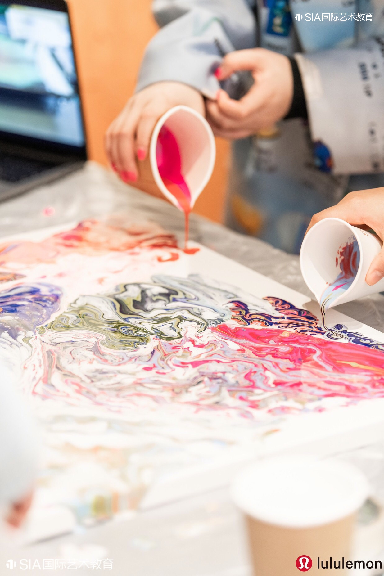 SIA速递|年薪多少万才能实现lululemon自由？