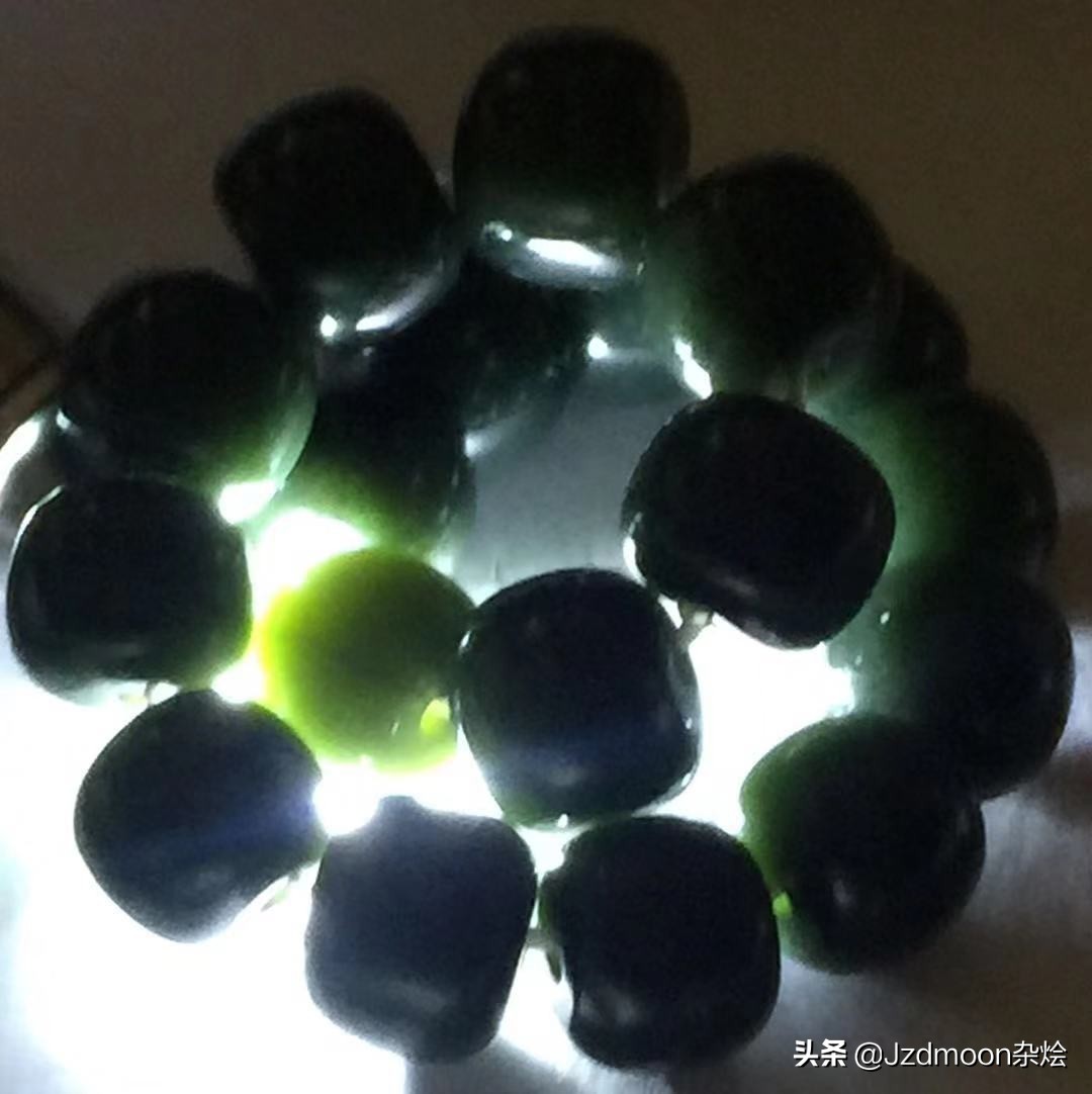 和田玉碧玉苹果珠12mm手串,和田玉珠子手串碧绿