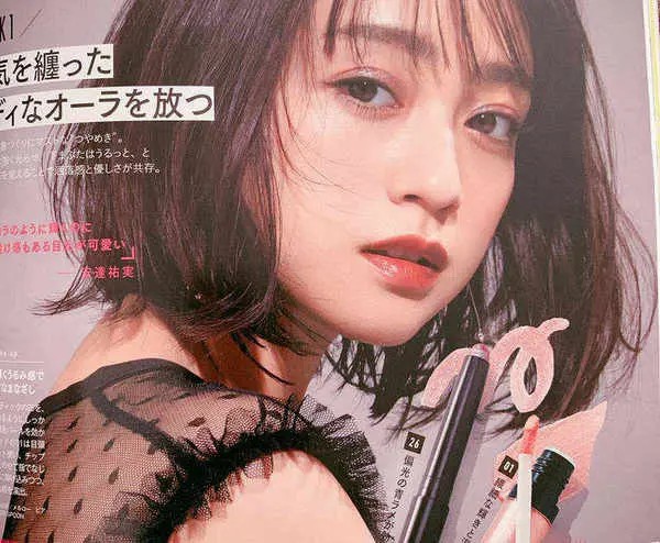 大方脸修饰脸型的发型,细软脸型方形适合什么发型