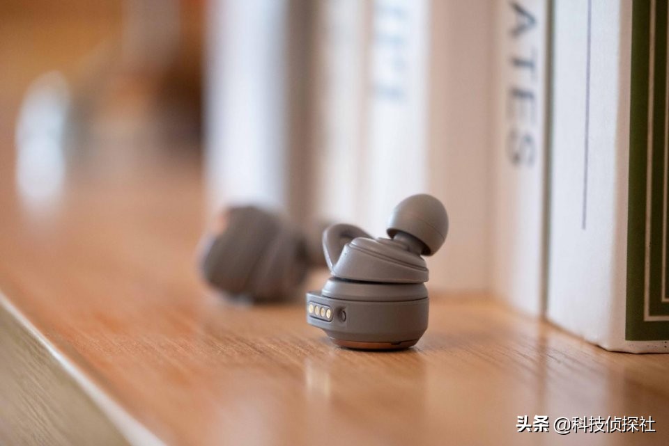 半入耳无线耳机测评,入耳式耳机高级感