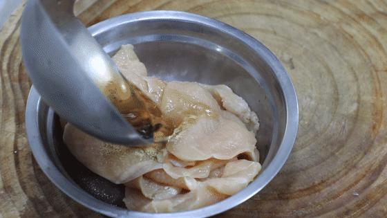 吃货炸鸡排,香酥炸鸡排的配方视频