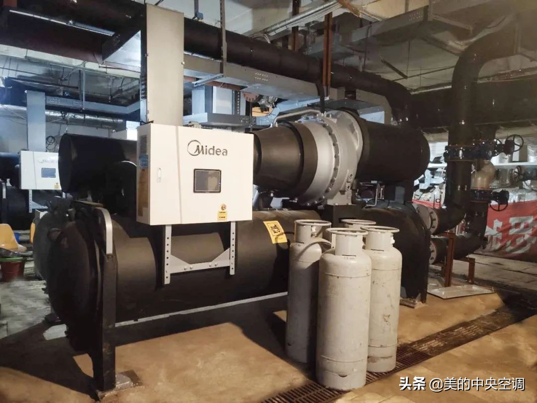 聚力绿色城市建设，美的中央空调助力鞍山四隆广场升级改造