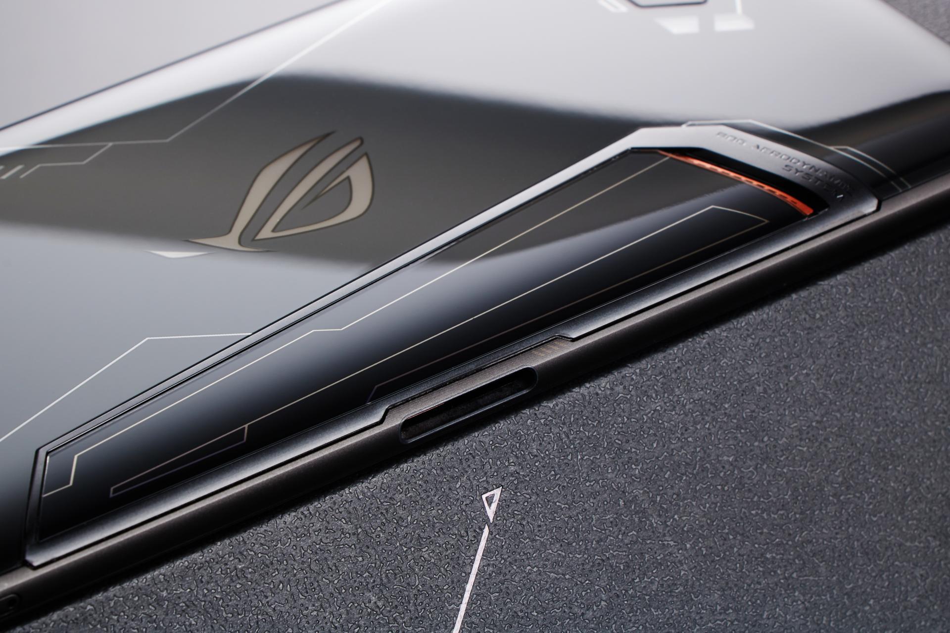 rog游戏手机2全套测评,rog游戏手机2上手体验