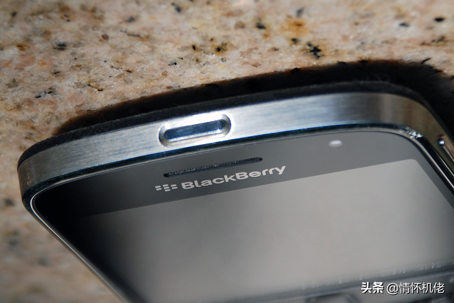 黑莓9900键盘拆机,黑莓9900深度评测