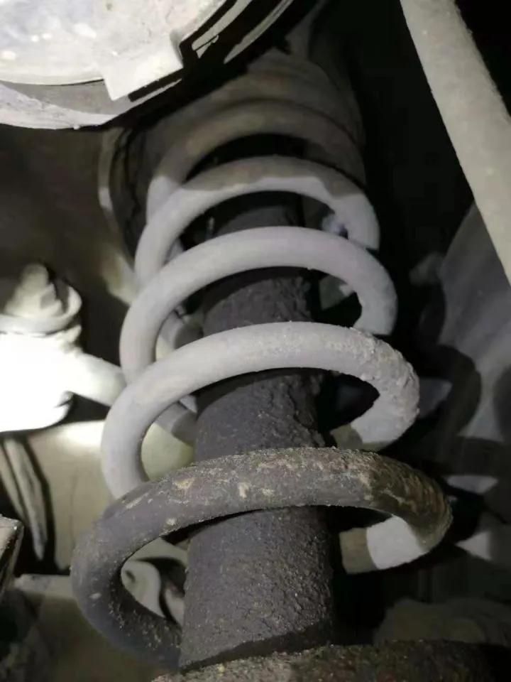 10年丰田锐志2万全款,10年丰田锐志二手车值多少钱